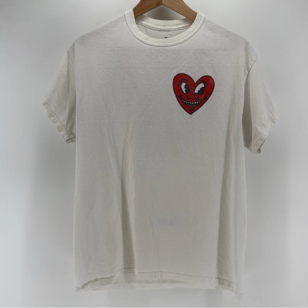 Keith Haring T-Shirt Mens Medium  Short Sleeve Crew Neck Graphic White Red Heart